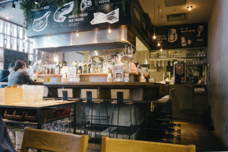 BistroBON tabloid table